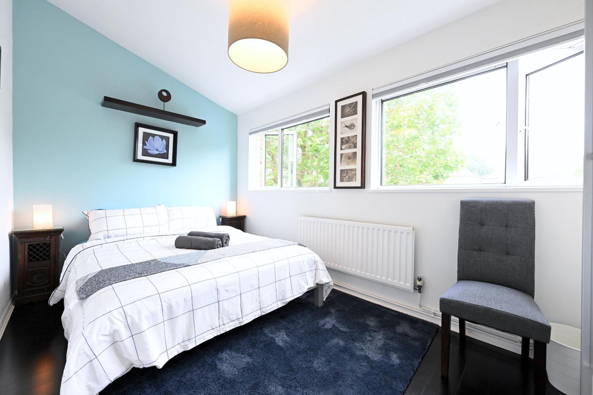 4 Bedroom Patio House Regent'S Park - Parking London Exterior foto